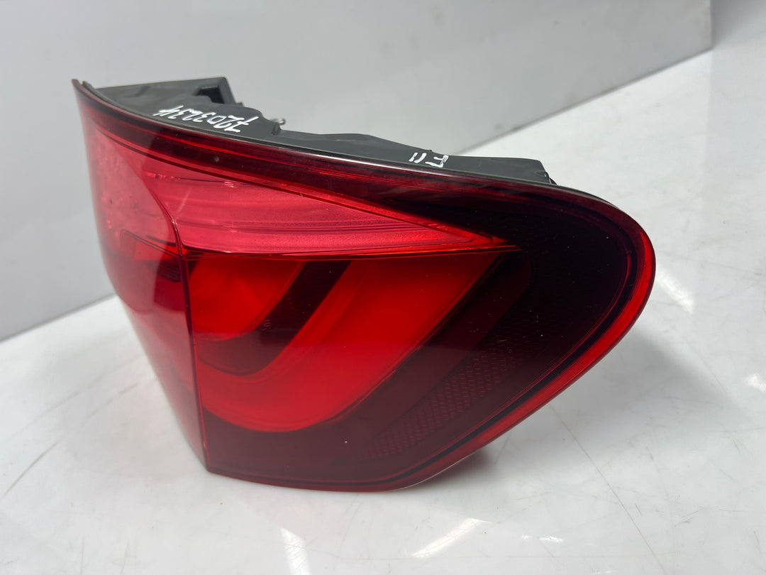 OEM rear tail light for BMW 5 Series F11 Touring 7203234