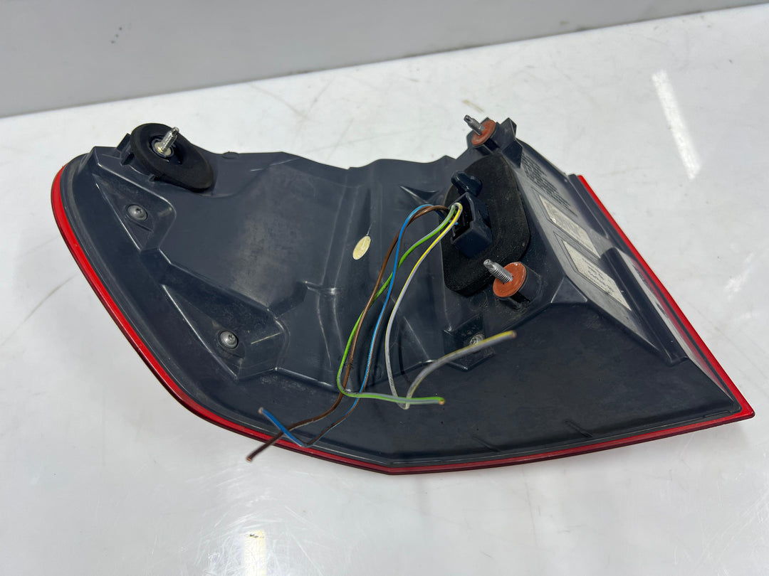 OEM rear tail light for BMW 5 Series F11 Touring 7203234