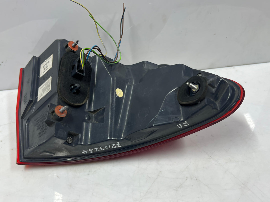 OEM rear tail light for BMW 5 Series F11 Touring 7203234