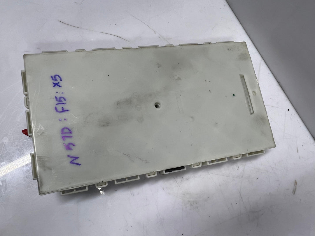 2014-2018 BMW F30 330d F32 430d F34 diesel X5 Engine Control Unit 8585380