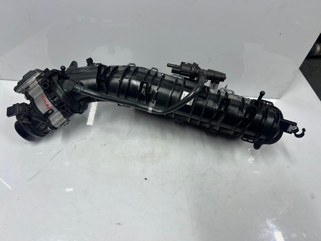 2018-2023 BMW M550i xDrive G30 Throttle Body 7619008
