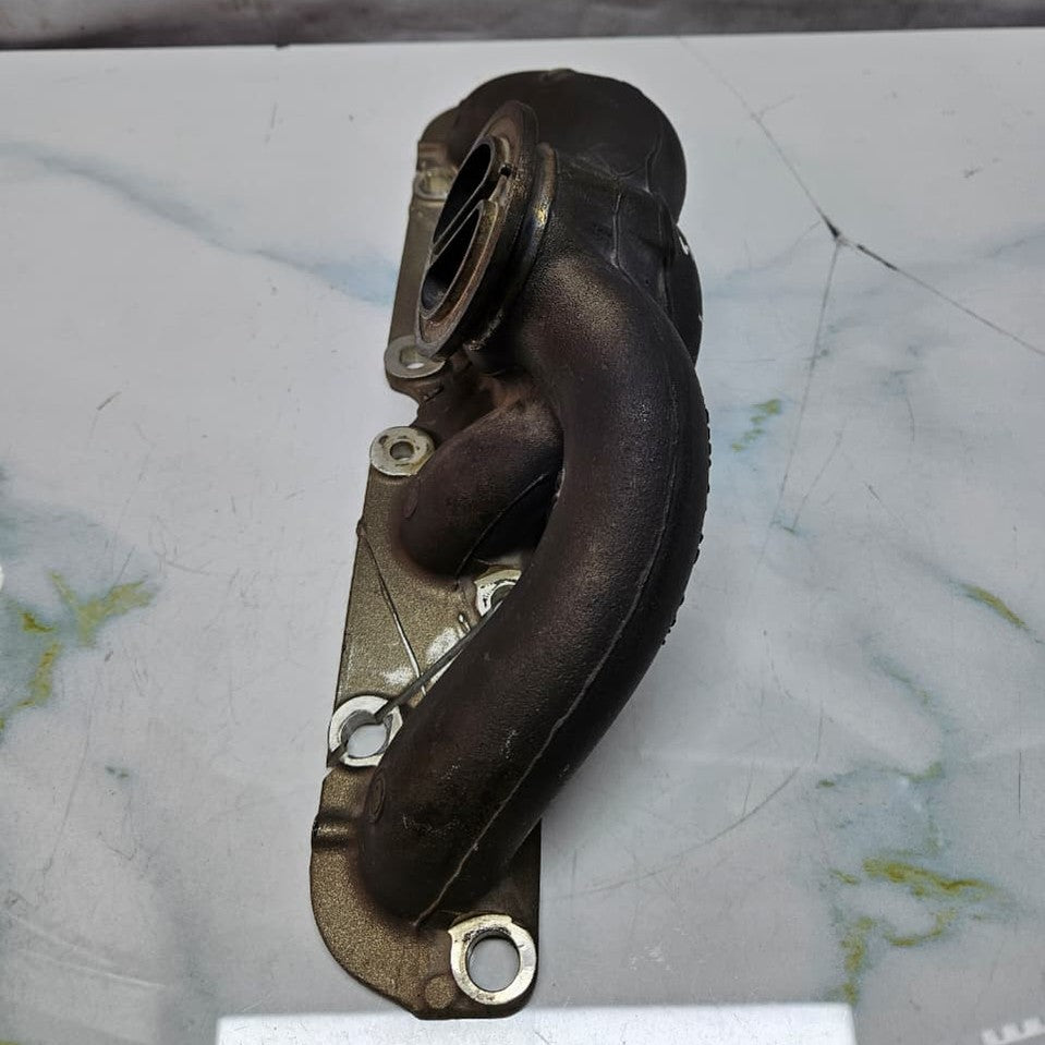 2014-2019 BMW X5 F15 X6 Exhaust Manifold 8600284