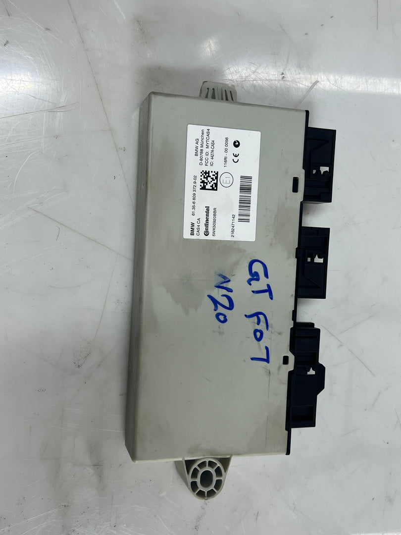 2014-2016 BMW F10, F20, F07, F25, F30 520i Engine Control Unit 8664661 SET