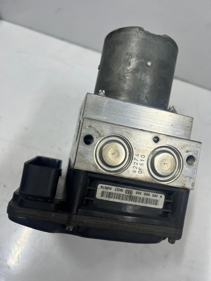 BMW 7 Series F01 F02 Abs Hydraulic Unit 6799048