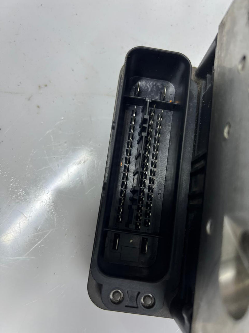 BMW 7 Series F01 F02 Abs Hydraulic Unit 6799048