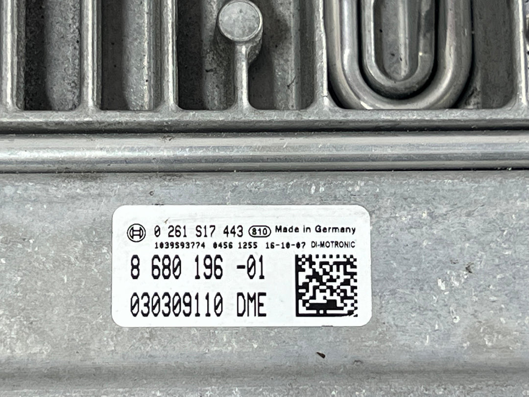 2016-2018 BMW 7 Series G11 G12 750li Engine Control Unit 8680196