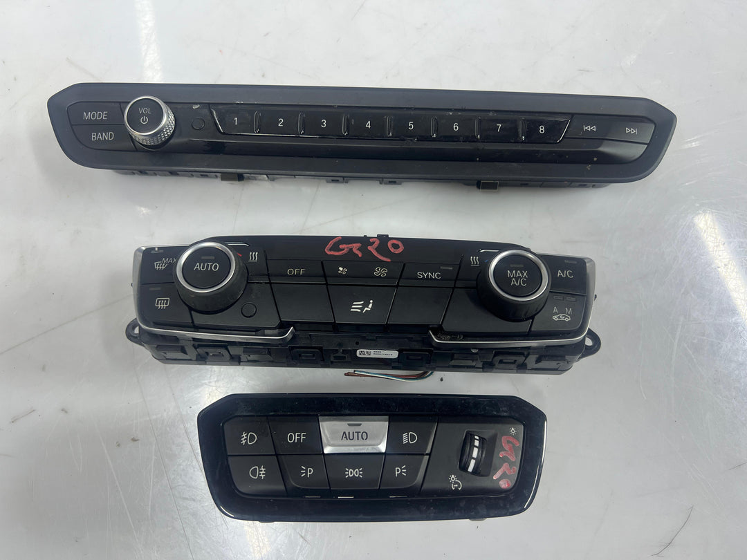 2019-2021 BMW 330i Operating Unit Audio 9371459, 7949454