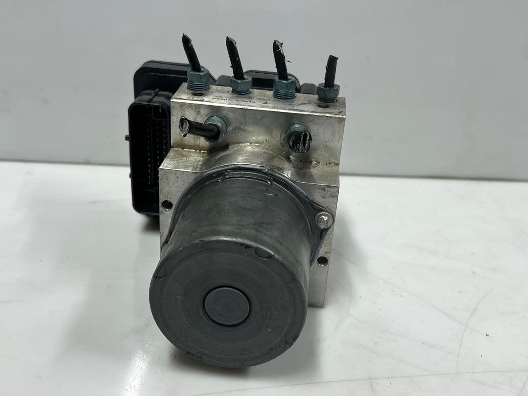 2016 BMW 528i Abs Pump 6876908