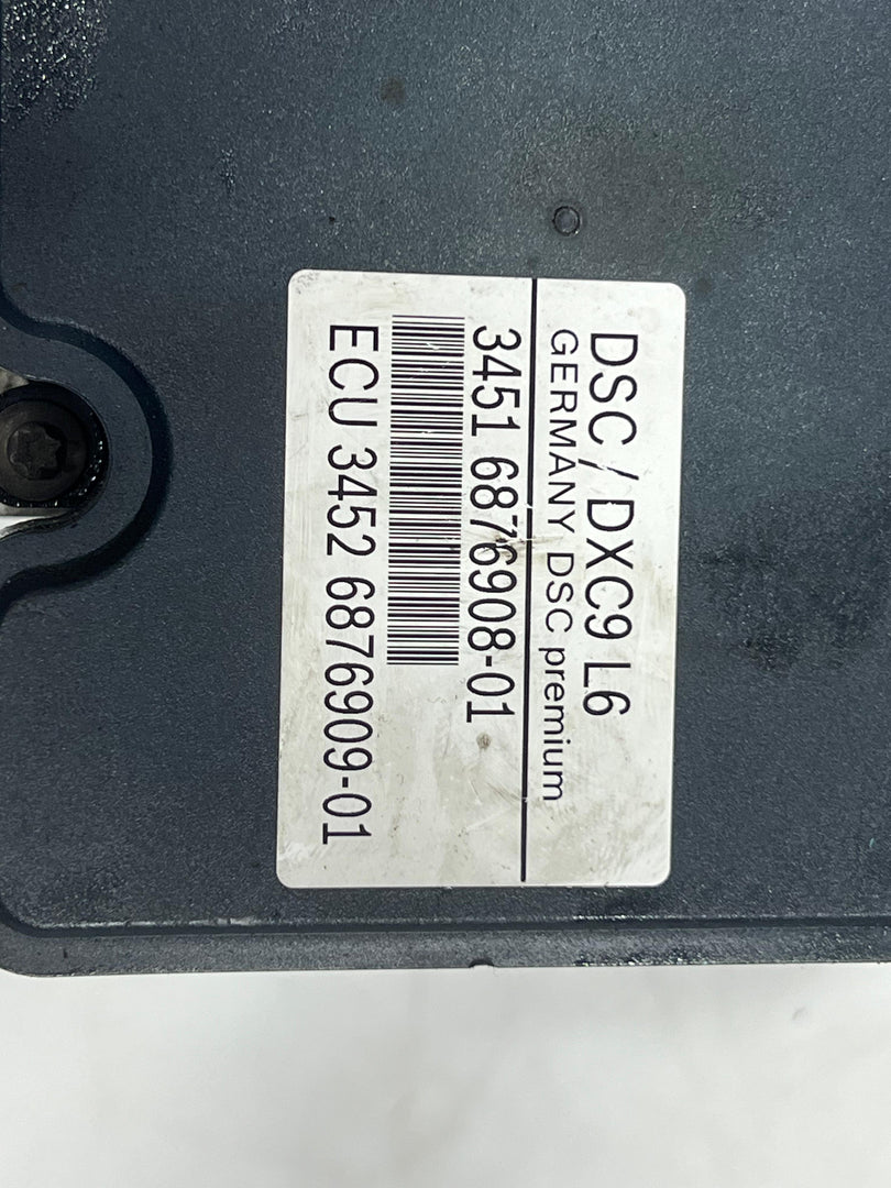 2016 BMW 528i Abs Pump 6876908