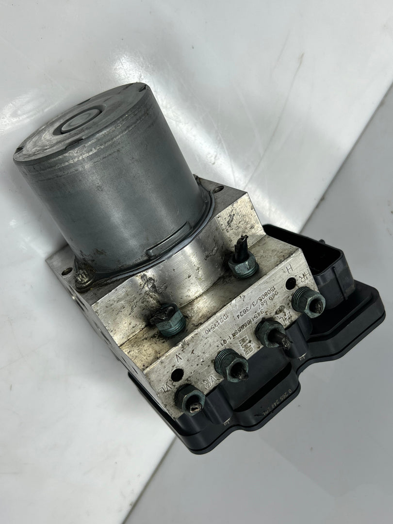 11-16 BMW 5' F10 F11 and 6' F06 F12 F13 528i Abs Pump Control Module 6868335