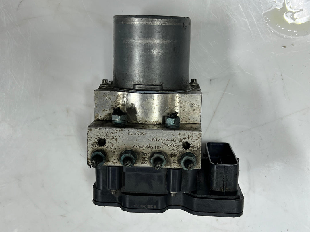 BMW 5 Series F11 and 7 Series F01 F02 Abs Pump 6869402