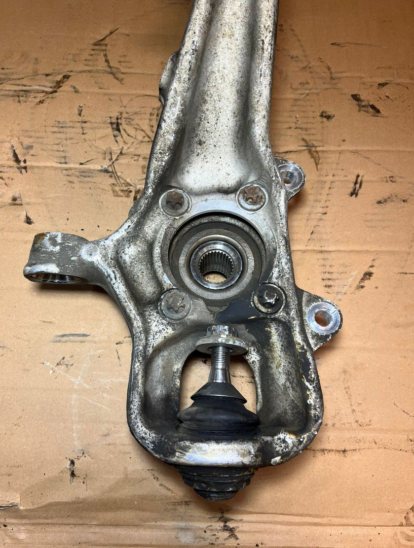 Mercedes-Benz W166 GLE 500 450 W292 Front RHS 2013-16 Knuckle Spindle Hub Carrier OEM