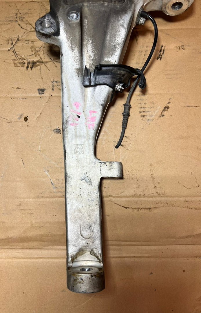 Mercedes-Benz W166 GLE 500 450 W292 Front Left 2013-16 Knuckle Spindle Hub Carrier OEM