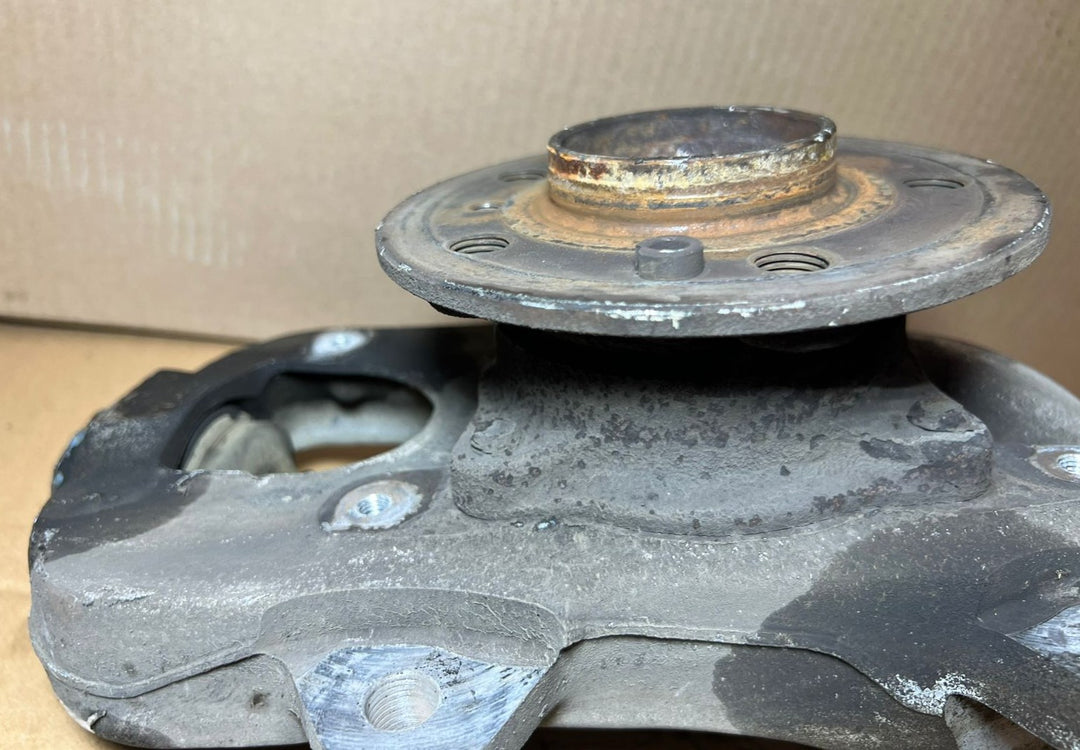 Mercedes-Benz W166 GLE 500 450 W292 Front Left 2013-16 Knuckle Spindle Hub Carrier OEM