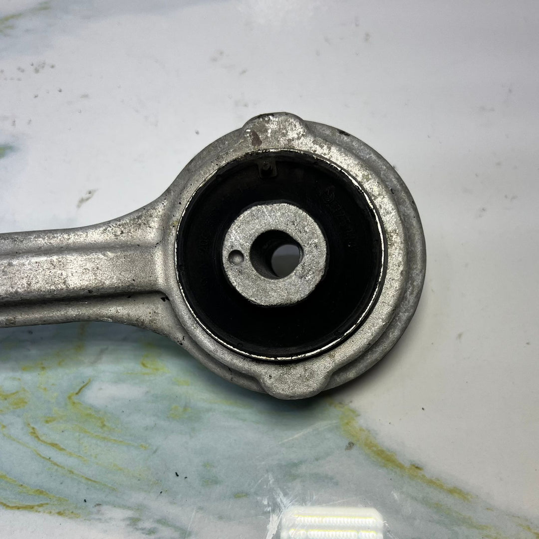 08-14 Mercedes W207 E350 C300 C350 Front Right RWD Suspension Upper Control Arm