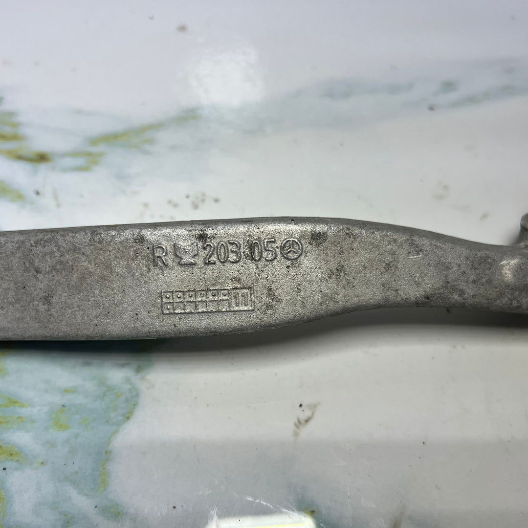 08-14 Mercedes W207 E350 C300 C350 Front Right RWD Suspension Upper Control Arm