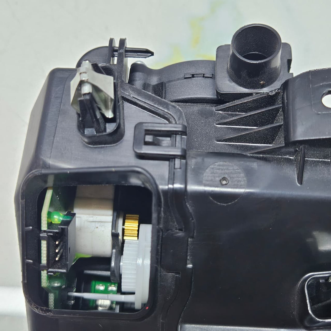 OEM BMW G30 G31 G32 G11 G12 Air Freshener Fragrance 9483929
