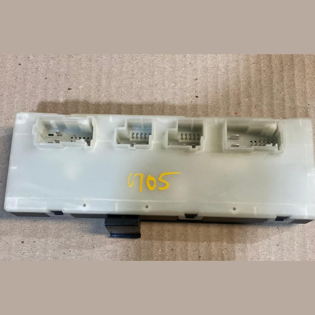 2019-2023 BMW X5 G05 TAILGATE FUNCTION CONTROL MODULE 9879768