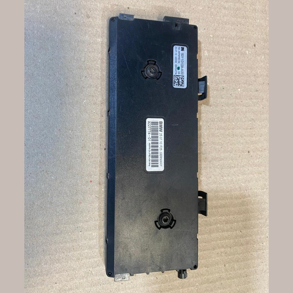 BMW F25 X3 6520 9227774 Antenna amplifier Diversity 434 MHZ