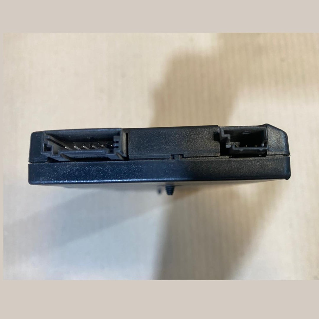 BMW F25 X3 6520 9227774 Antenna amplifier Diversity 434 MHZ