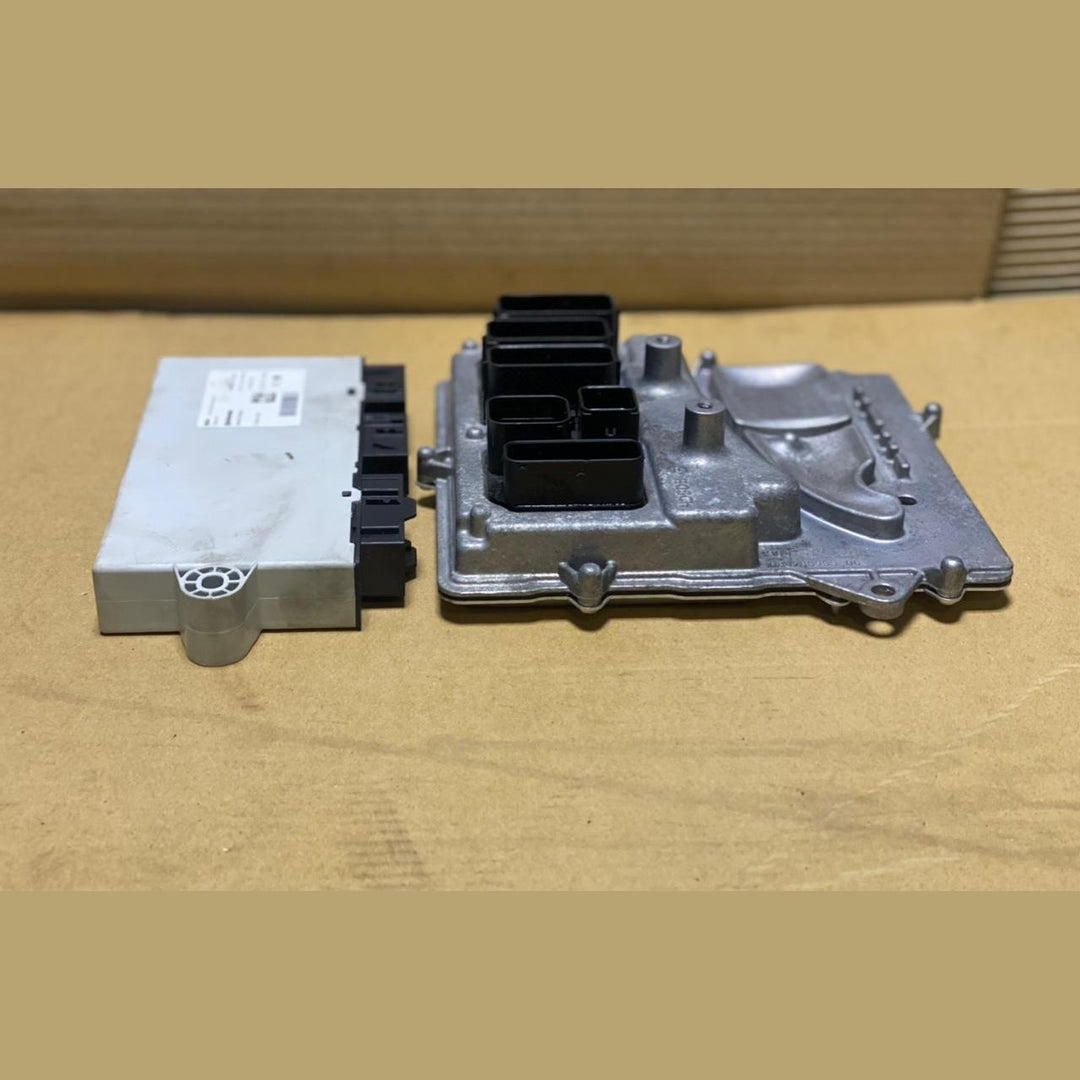 BMW F30 F31 335i N55 B30A DME ENGINE CONTROL ECU ONLY FEM KEY 7649279