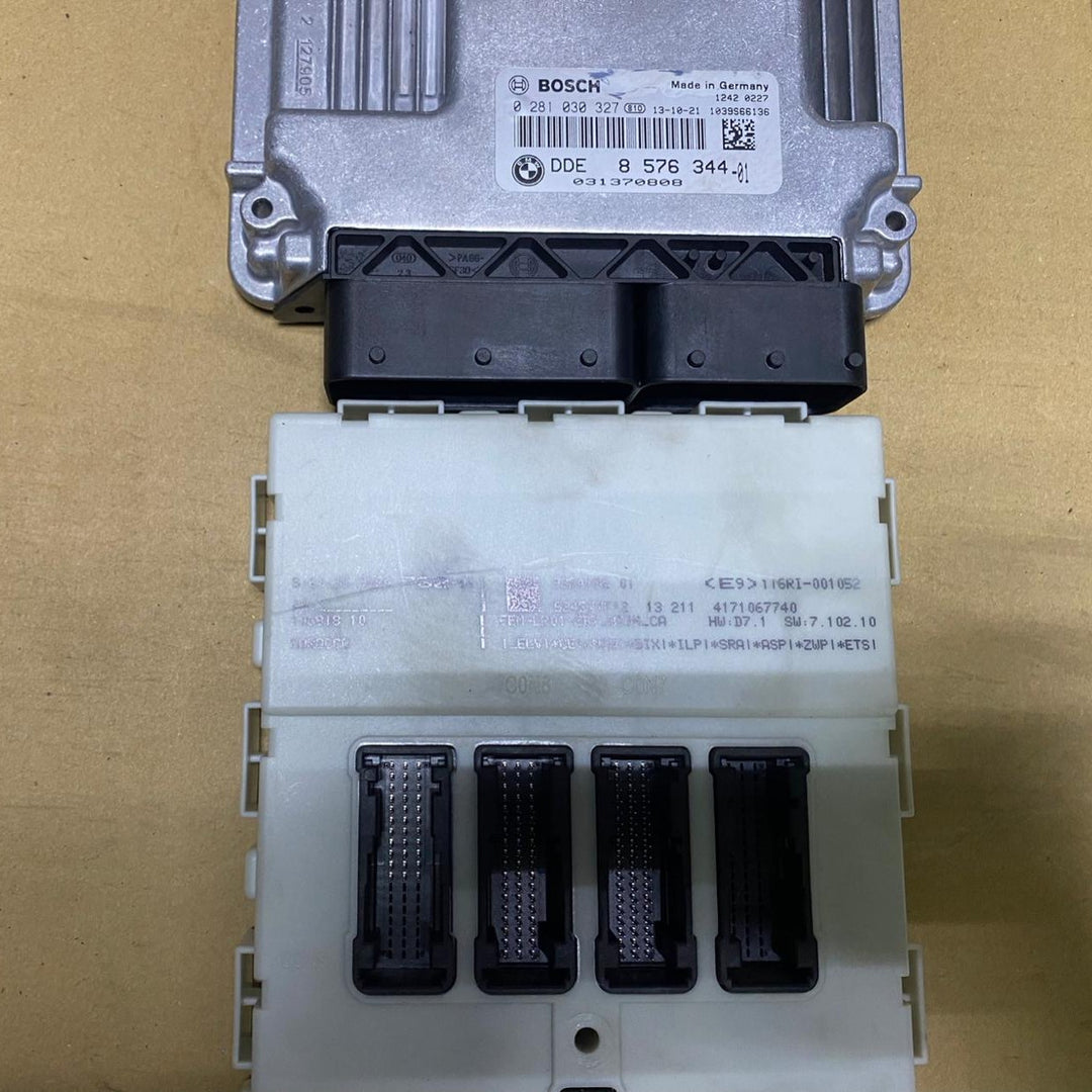 BMW F32 420d ECU Engine Control Unit Module 8576344