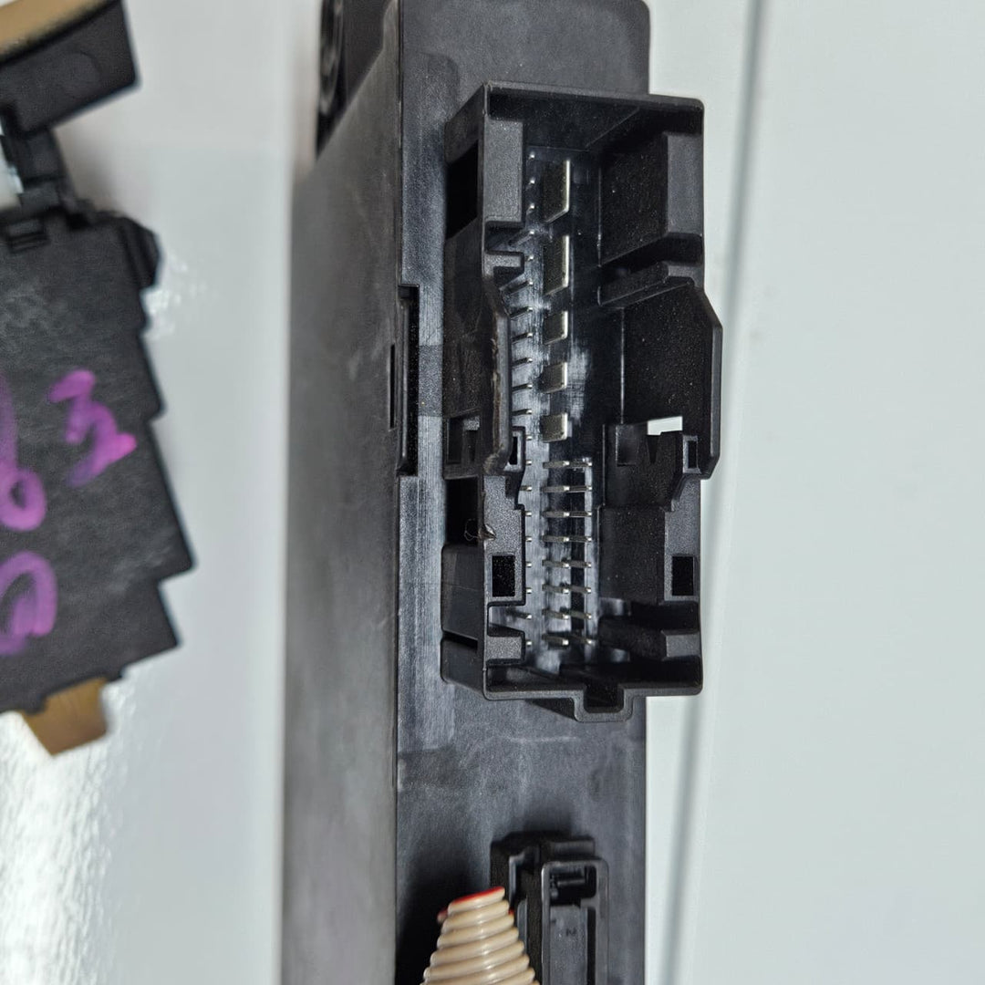 2012-2013 BMW 118i E90 Engine Control Unit DME ECU KEY SET 7620350