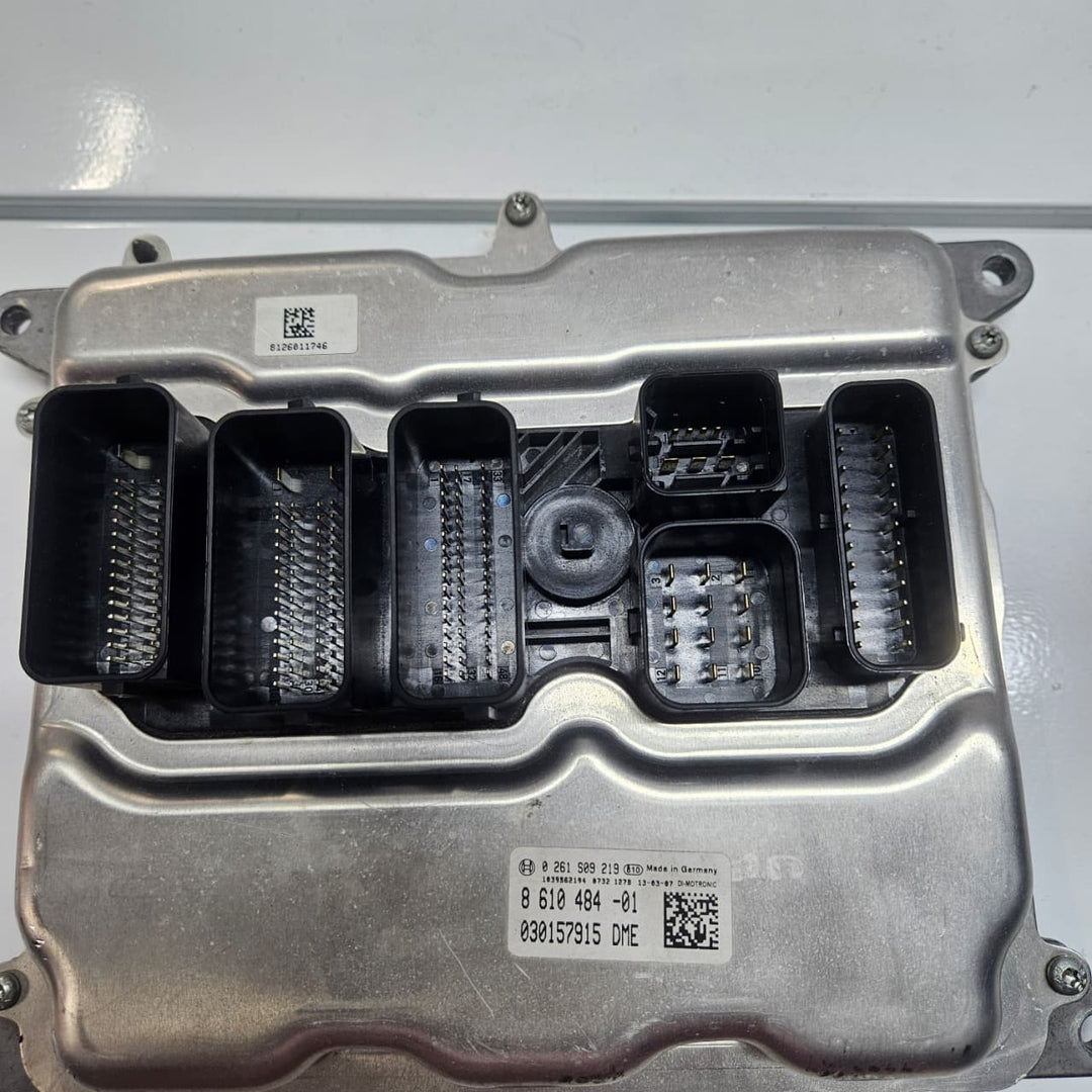 OEM BMW F20 F21 F30 N13 Engine Control Unit DME 8610484 USED