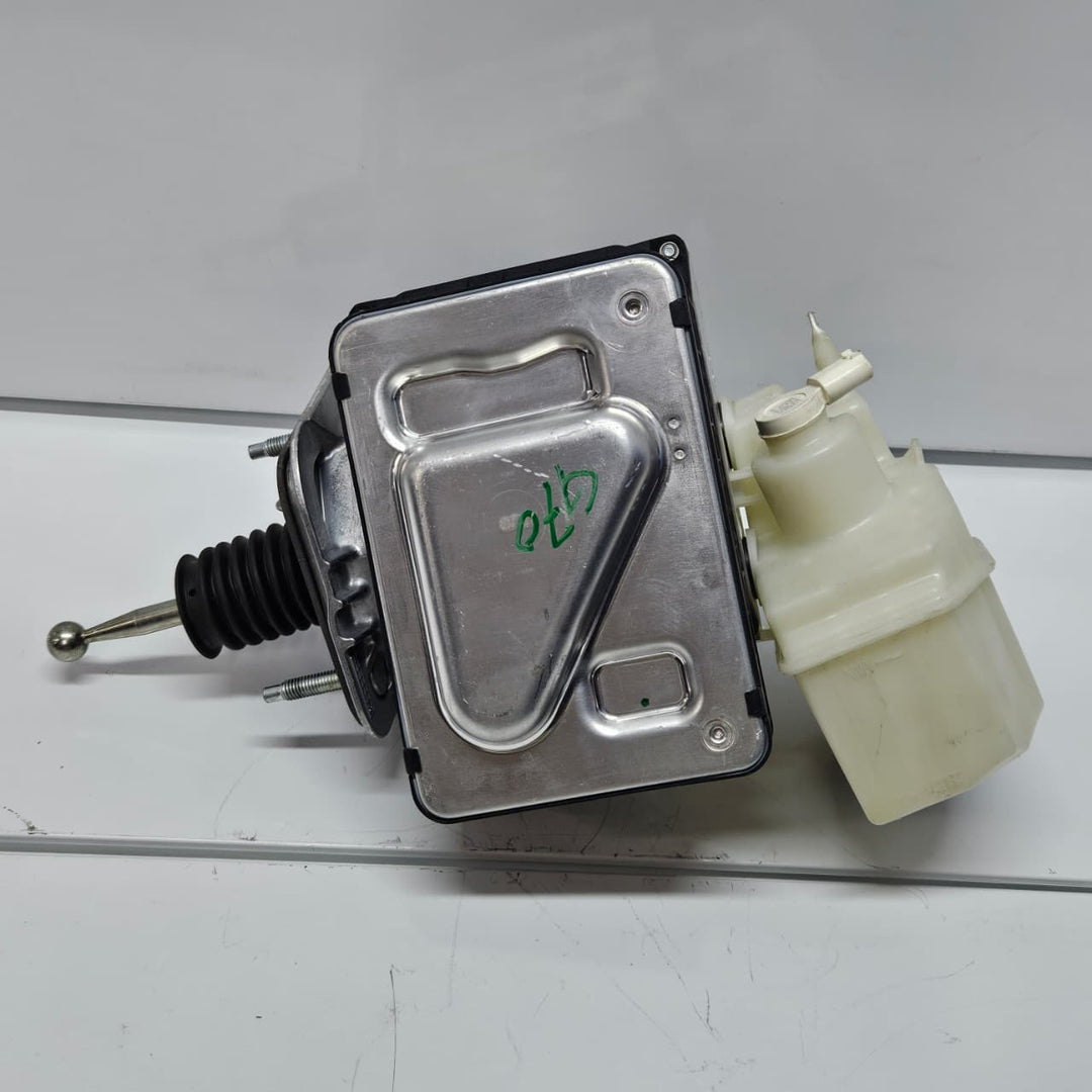 OEM BMW G70 and iX i20 Brake Pump ABS 5A4FC24 BMW braking system USED