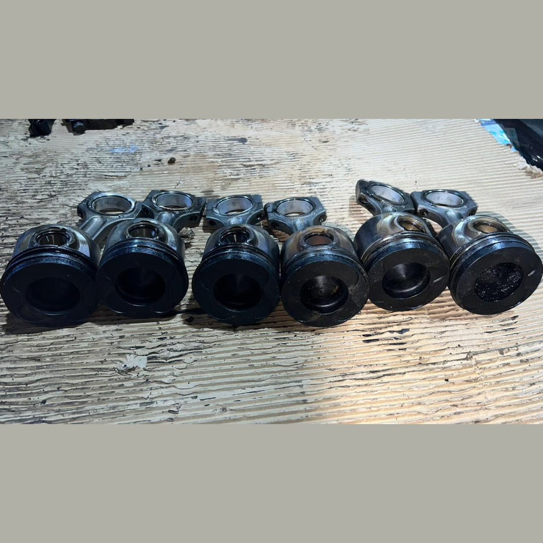 BMW M57 E70 3.0L Diesel Piston Set – Used OEM