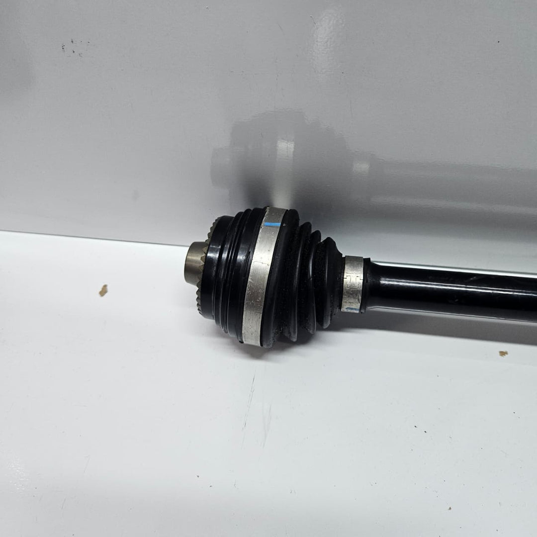 BMW 3 4 Series G20 G21 G22 G23 G26 Rear Left Drive Shaft 8482603 2020-2023