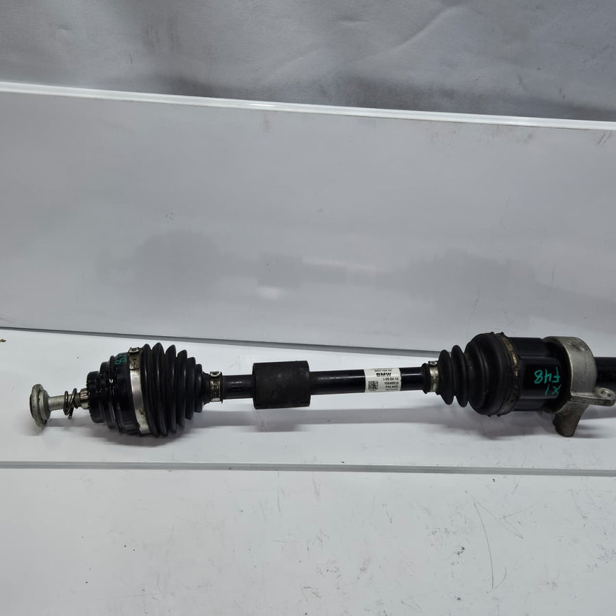 2015-2022 BMW 1 2 Series F52, F45 F46, X1 F48, X2 Front Right Driveshaft 8657704