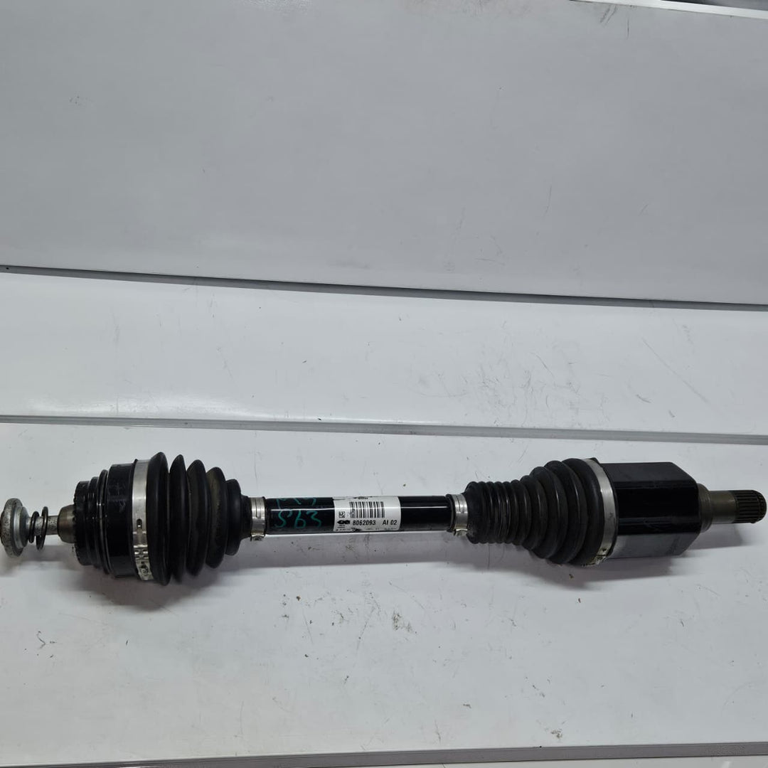 2018-2023 BMW F90 M5 and F91 M8 Front Left Drive Shaft 8062093 USED