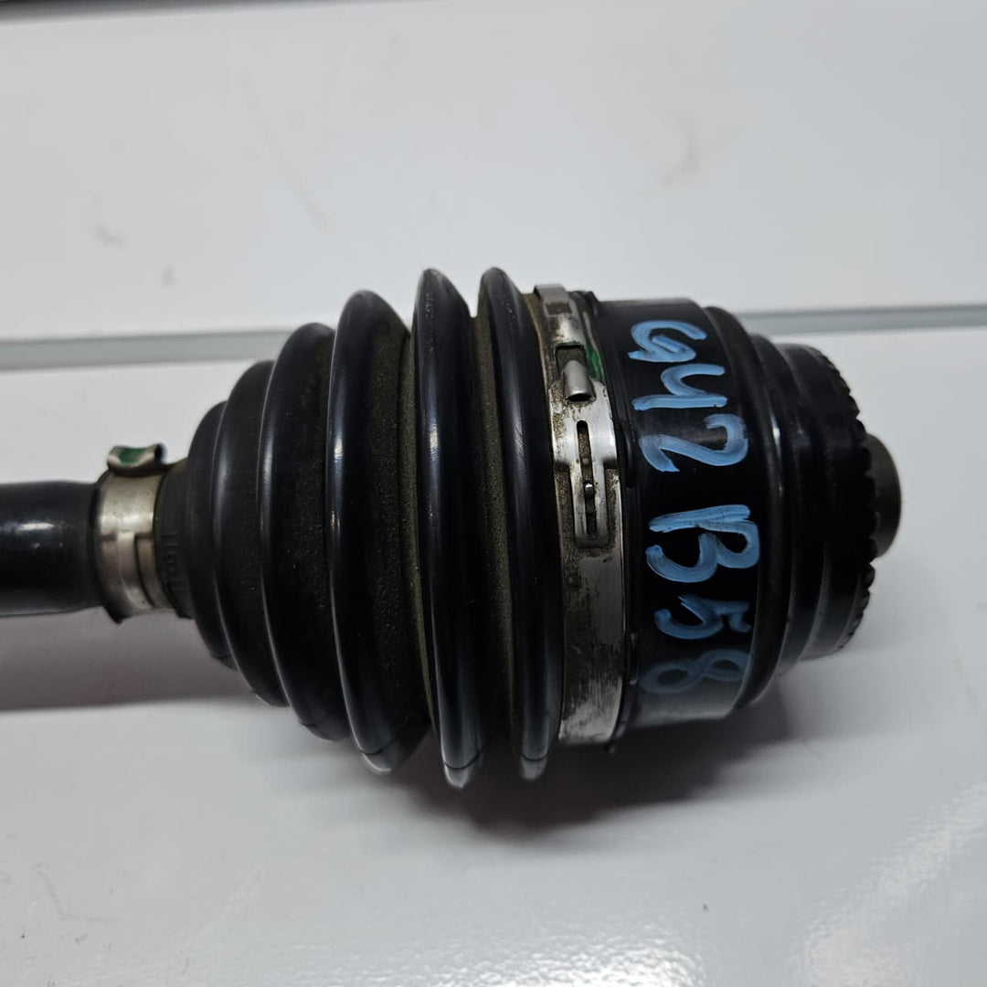 2018-2020 BMW 330i G20 G42 xDrive Output Shaft Front Right 8740588 USED