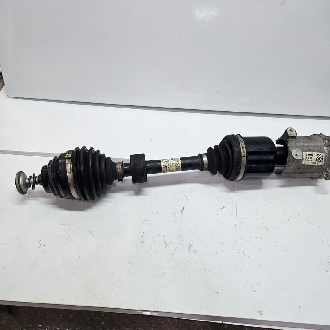 2020-2021 BMW X1, X2 F39 Front Right Axle Shaft 8482646