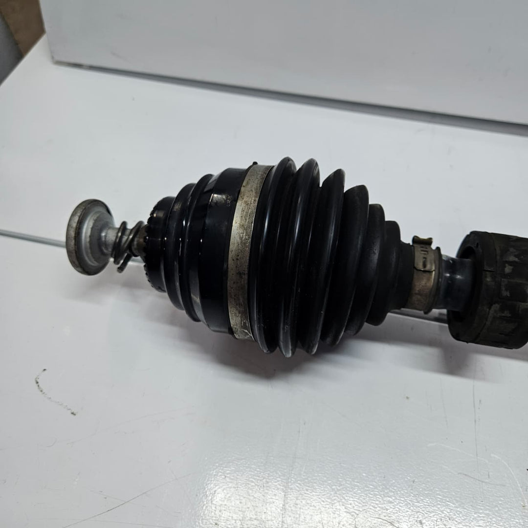 2020-2021 BMW X1, X2 F39 Front Right Axle Shaft 8482646