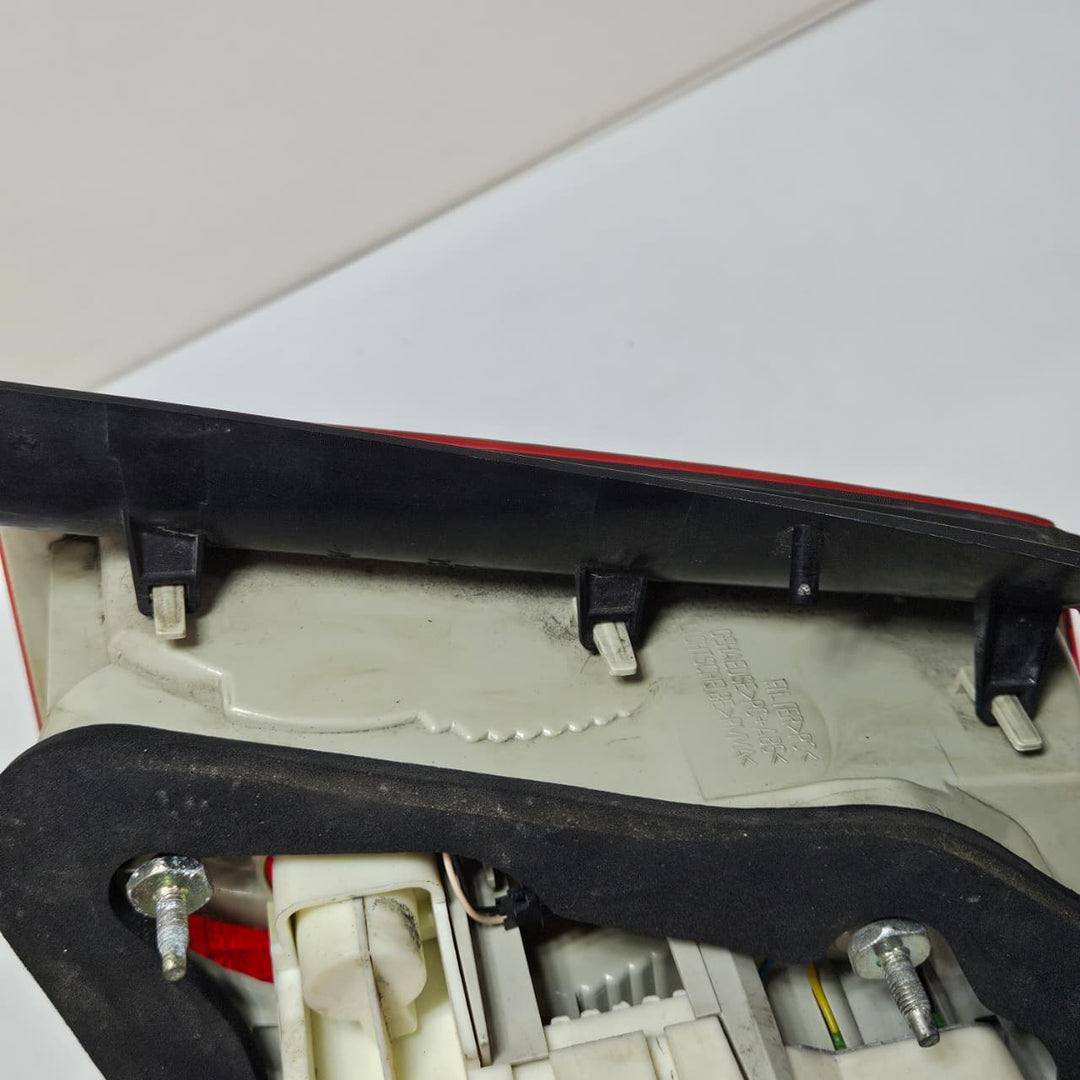 OEM BMW 3 Series E91 Rear Light 4871737 E91 3 Series 2010 LCI