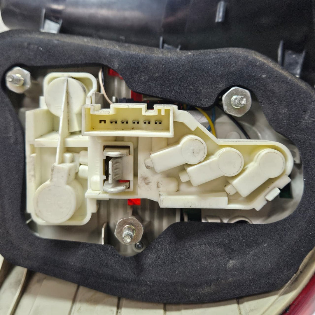 OEM BMW 3 Series E91 Rear Light 4871737 E91 3 Series 2010 LCI