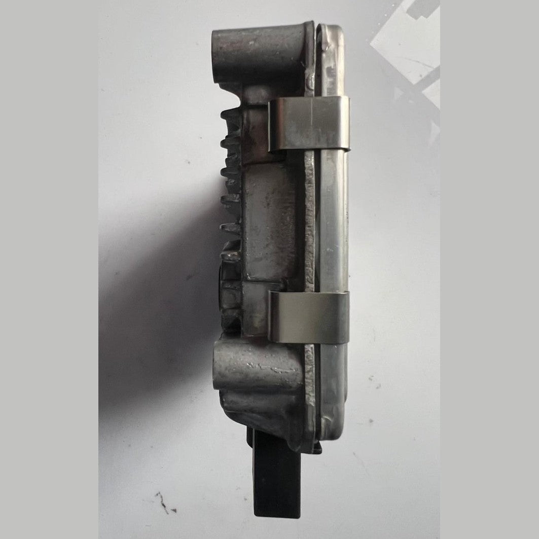 BMW 7 Series F01 F02 / 6 Series F06 Electro-Hydraulic Steering Control Module ECU 6790427 – OEM