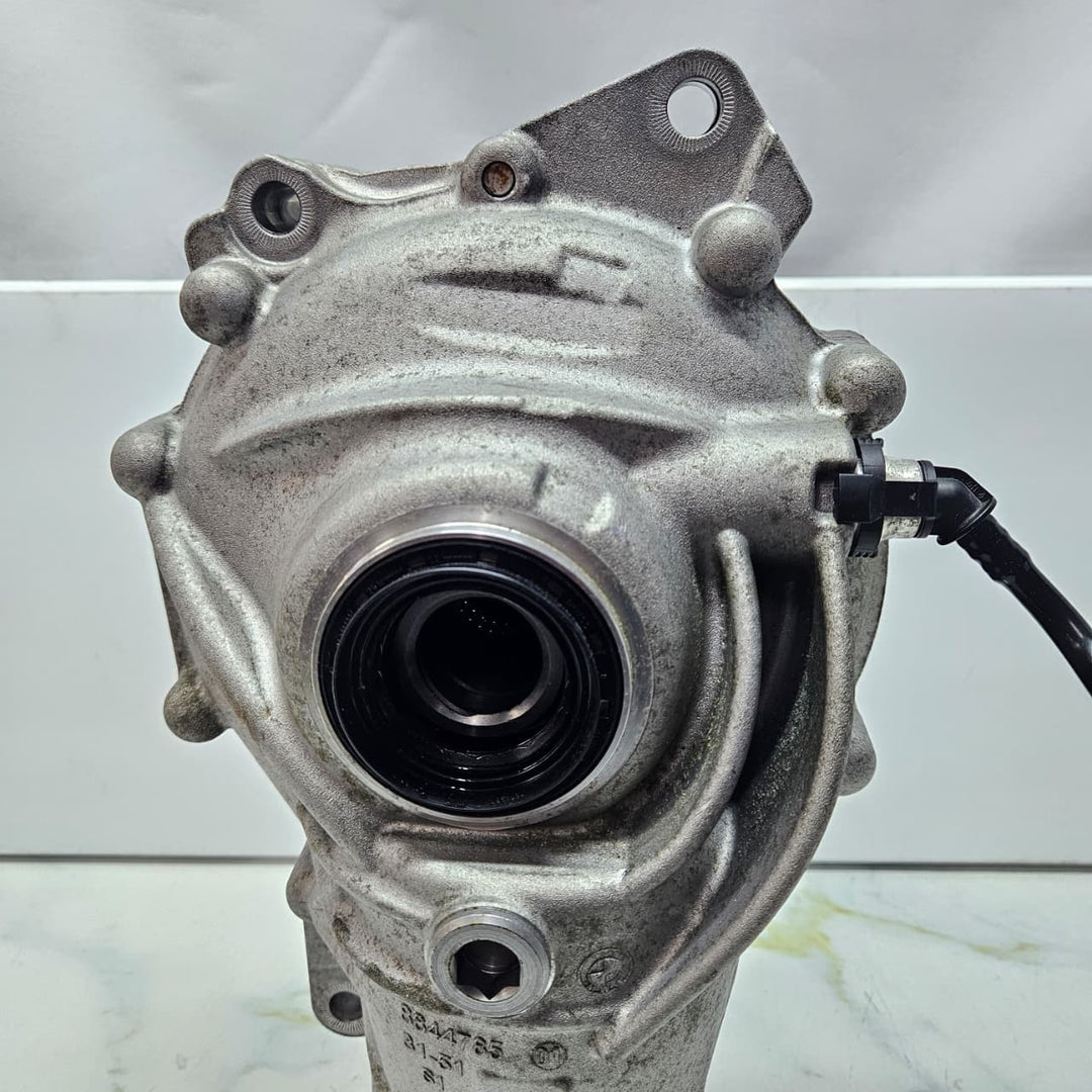 2023 BMW XM, X5, X7 Front Axle Differential 8848100 USED