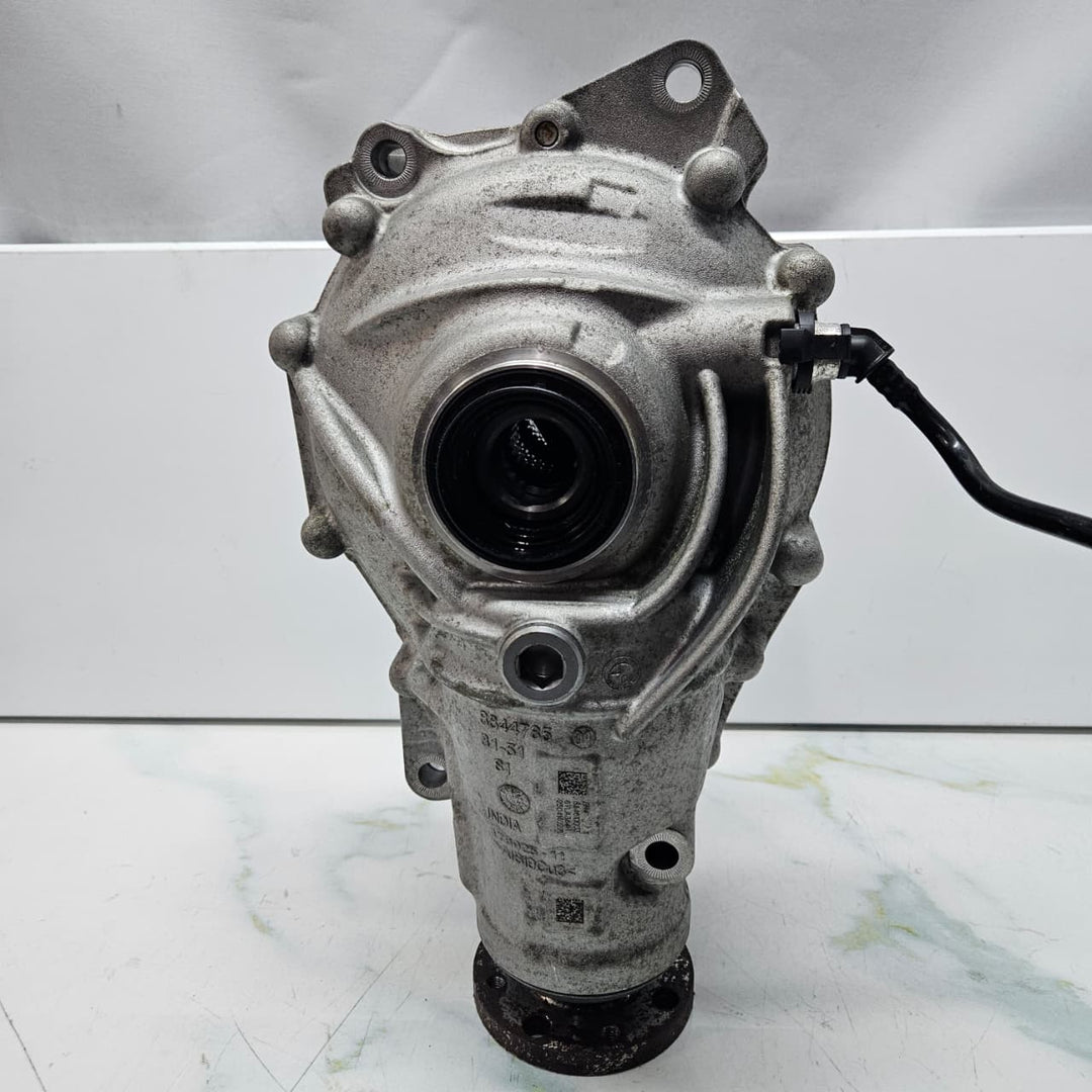 2023 BMW XM, X5, X7 Front Axle Differential 8848100 USED