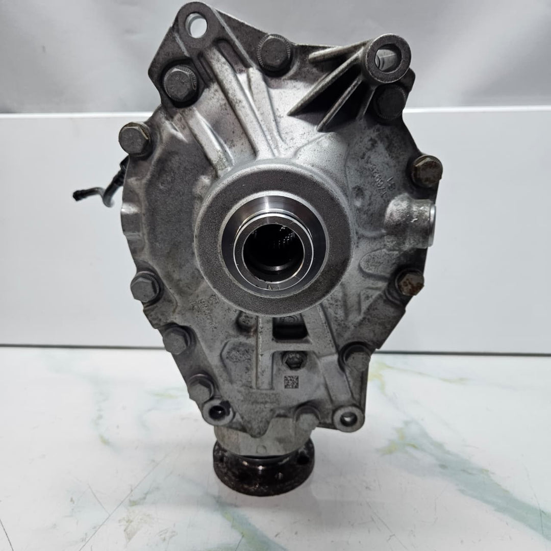 2023 BMW XM, X5, X7 Front Axle Differential 8848100 USED