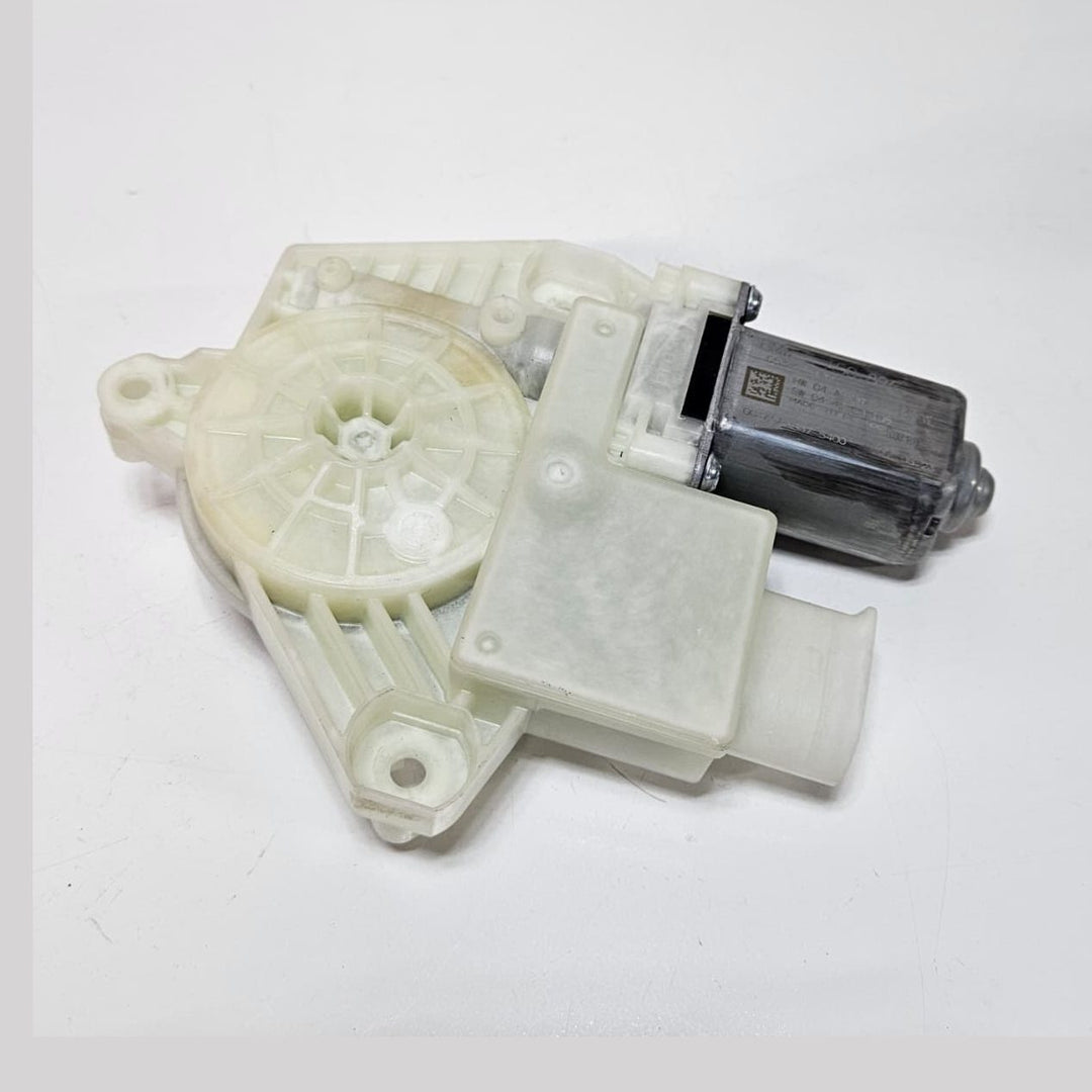 2018-2024 BMW X3 G01 Power Window Motor 5A5C896 Rear Right