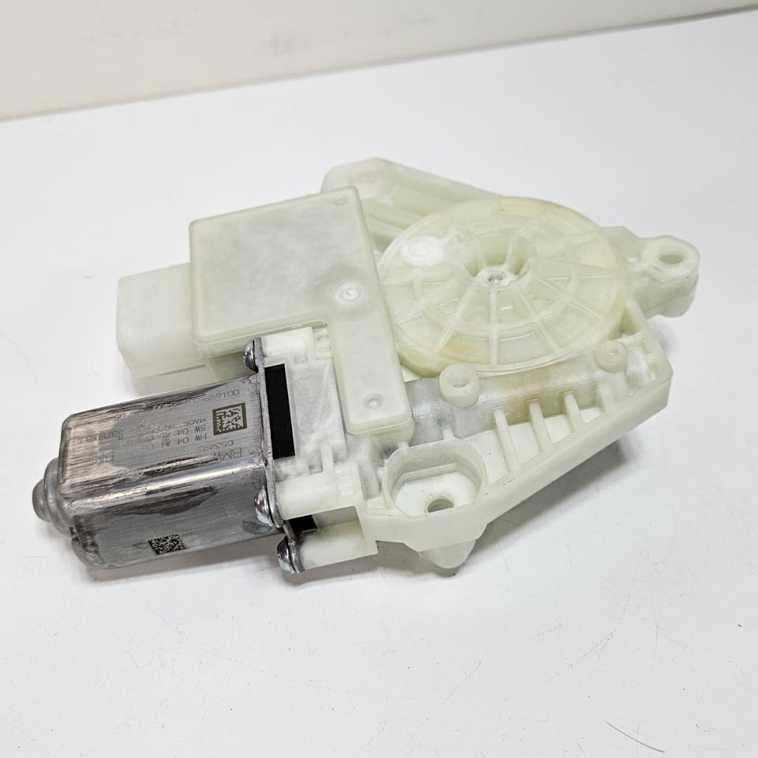 2018-2024 BMW X3 G01 Power Window Motor 5A5C896 Rear Right