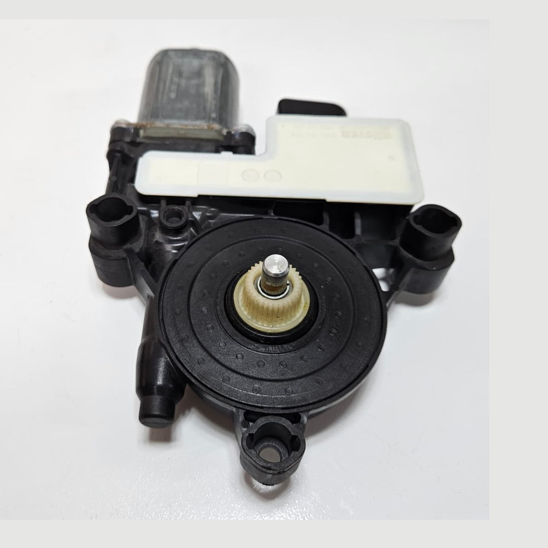2019-2020 BMW M8, M850, Z4, Door Window Motor 9466690 Front Right