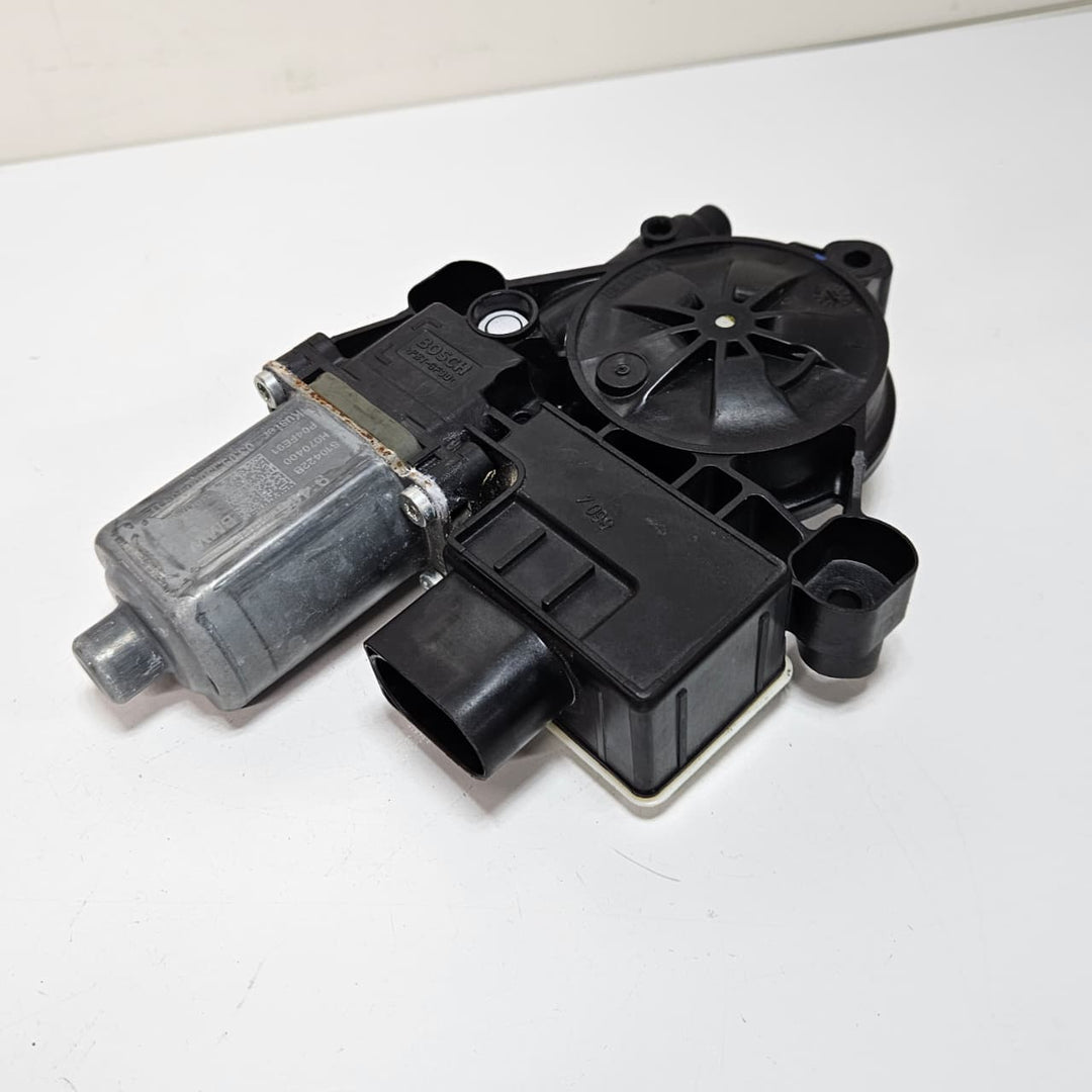 2019-2020 BMW M8, M850, Z4, Door Window Motor 9466690 Front Right