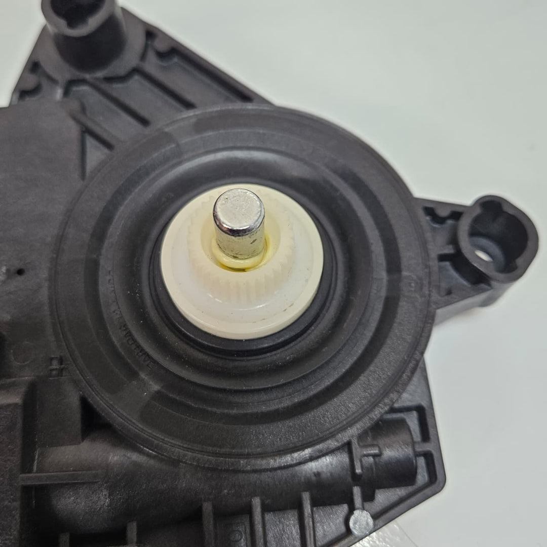 2018-2023 BMW X3 G01 G30 Front Left Door Window Motor 7457250 USED