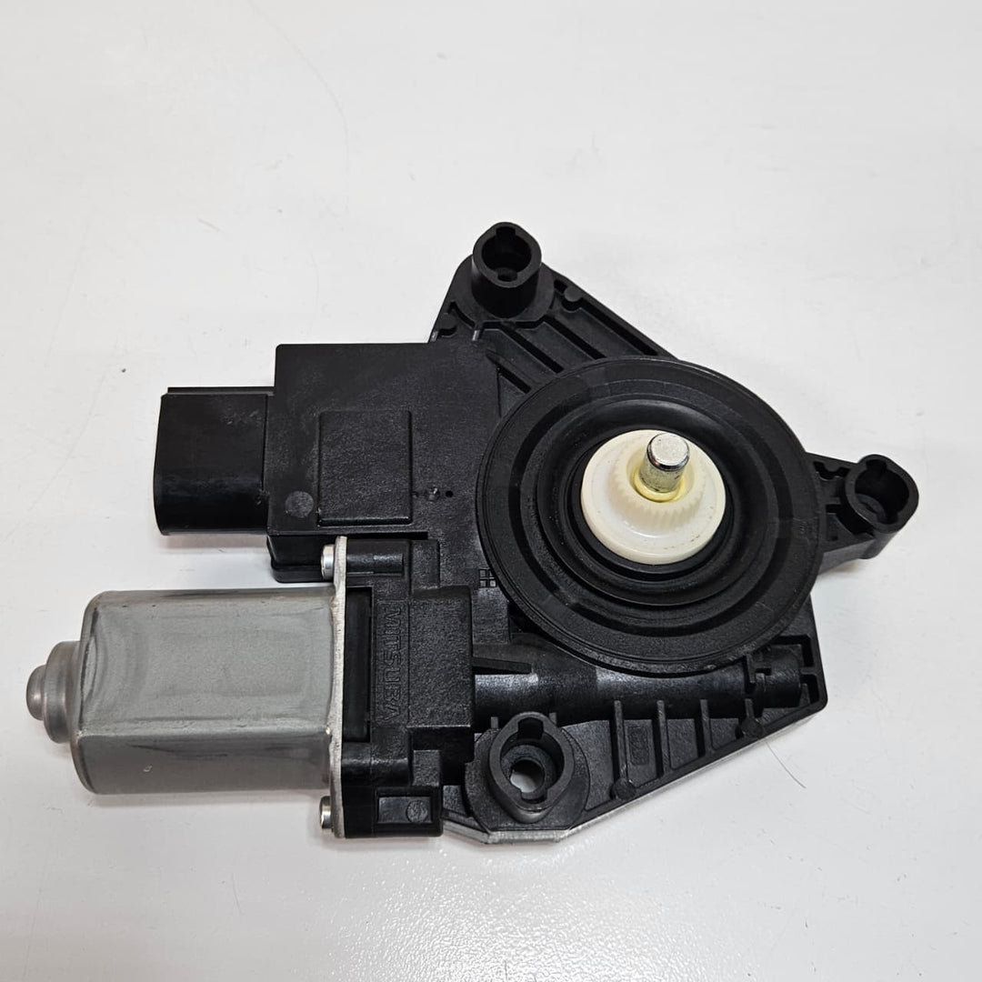 2018-2023 BMW X3 G01 G30 Front Left Door Window Motor 7457250 USED