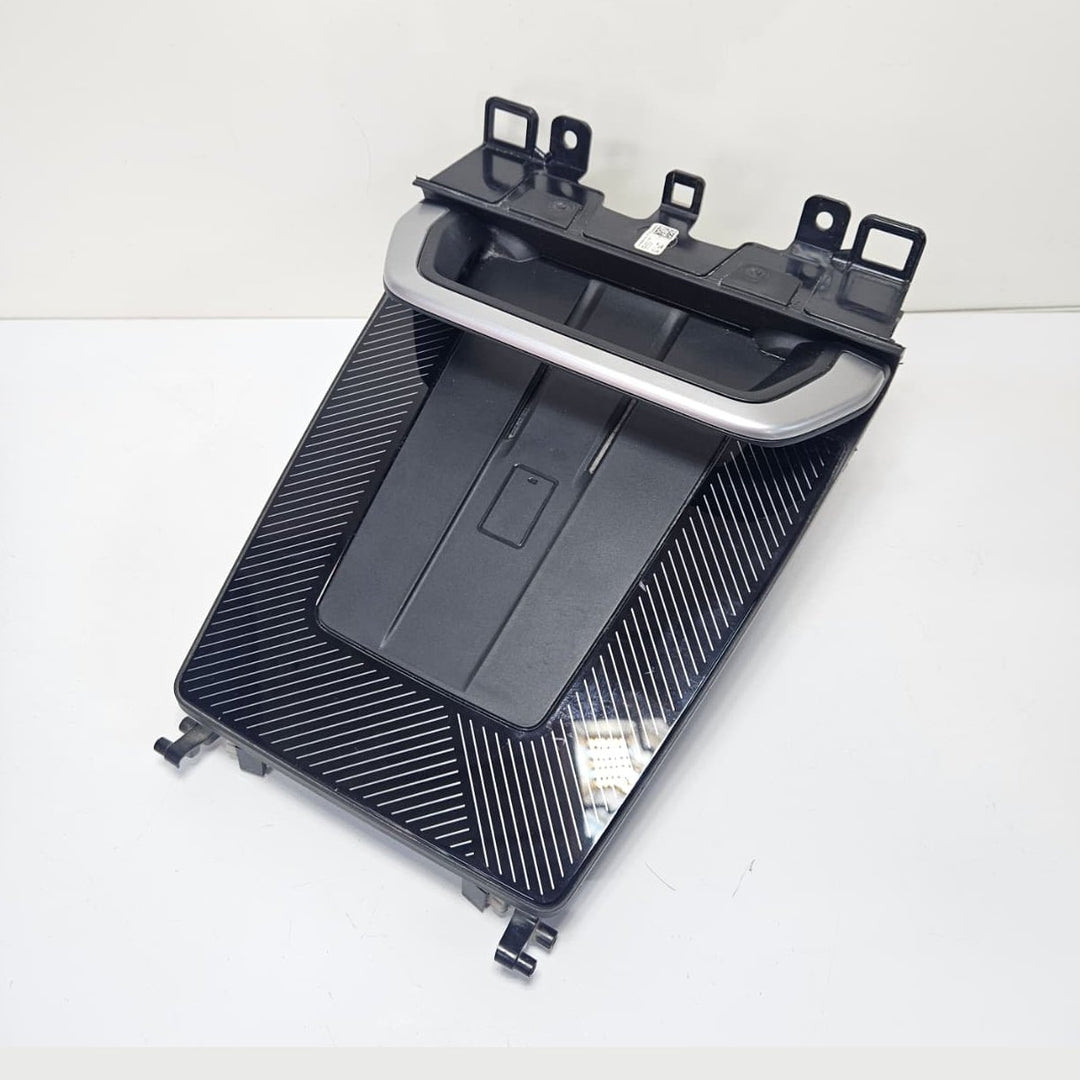 2022-2025 BMW X1 U11 Storage Compartment Trim Wireless Charger 5A22F51