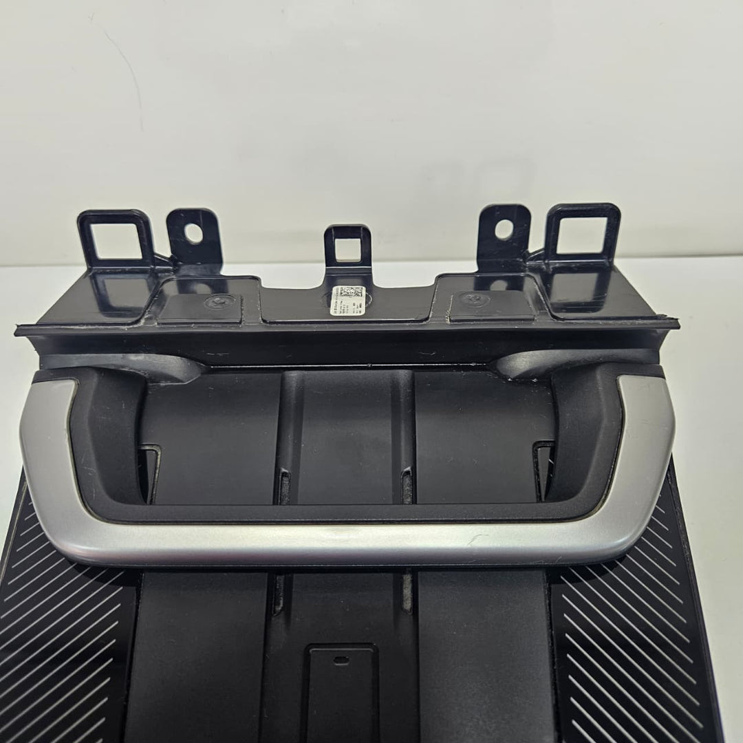 2022-2025 BMW X1 U11 Storage Compartment Trim Wireless Charger 5A22F51